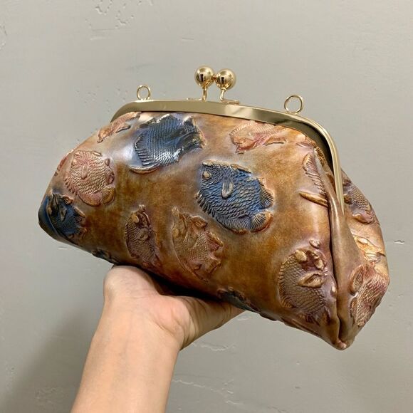 Handmade Genuine Cowhide Fish Embossed Wristlet/Crossbody & 2 Style Straps - Picture 11 of 16